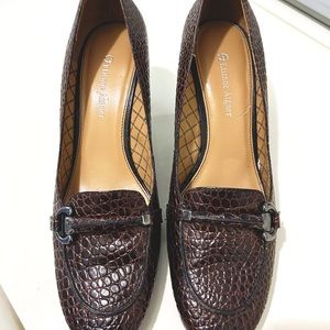 Etienne Aigner Classic Leather Shoes